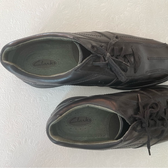 Clarks Men’s Black Shoe Size 10 - Picture 5 of 7
